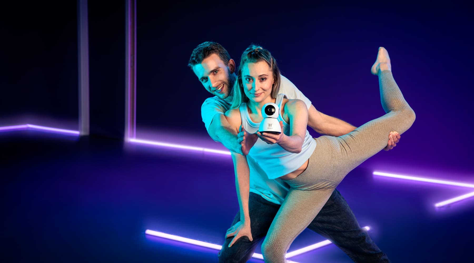 Matěj Kasal - Commercial + Portrait + Product Photography
